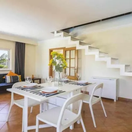 Sunhome Em בית הארחה פורטימאו