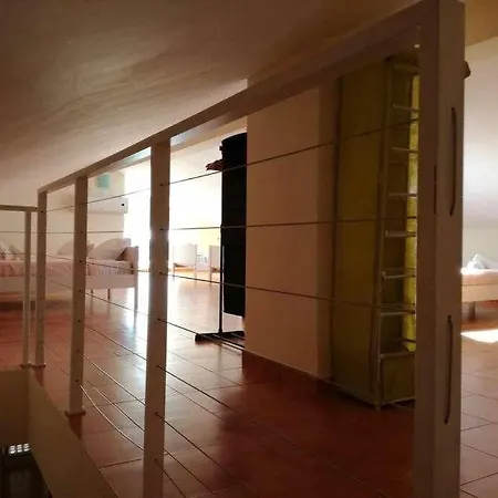 בית הארחה Sunhome Em